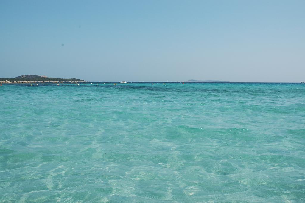 Luxury Apartment Sardegna Portisco Szoba fotó