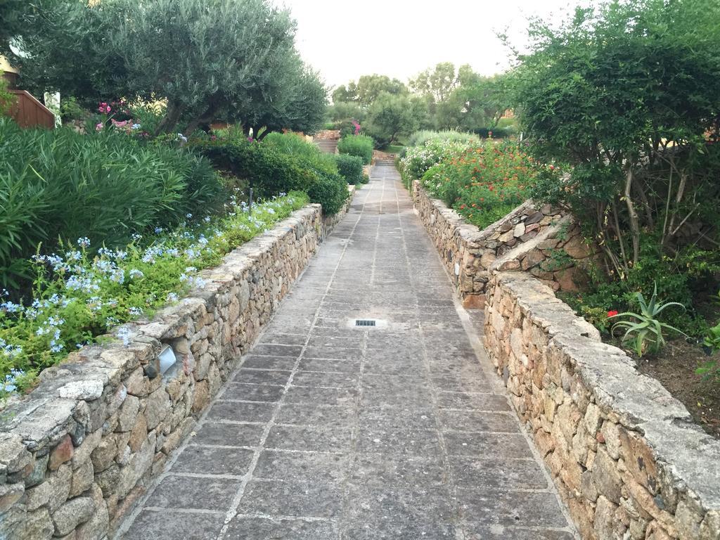 Luxury Apartment Sardegna Portisco Szoba fotó
