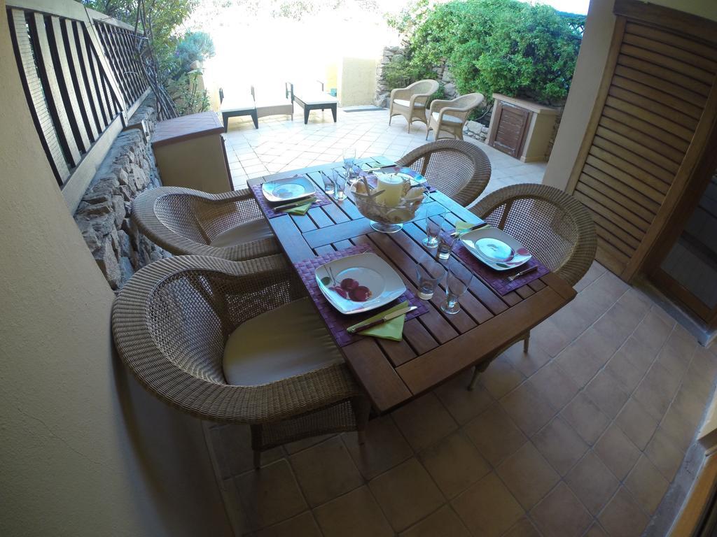 Luxury Apartment Sardegna Portisco Szoba fotó