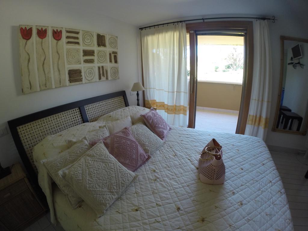 Luxury Apartment Sardegna Portisco Szoba fotó