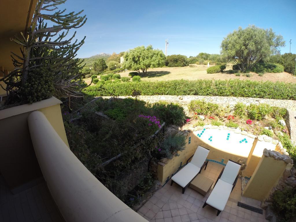 Luxury Apartment Sardegna Portisco Szoba fotó