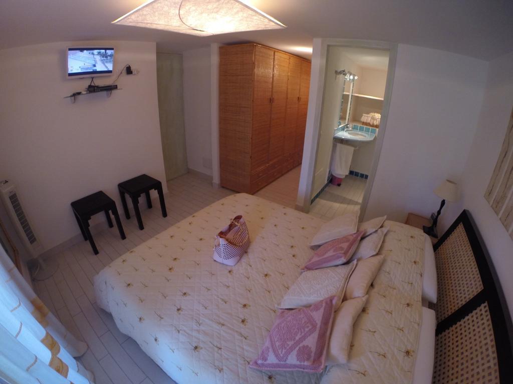 Luxury Apartment Sardegna Portisco Szoba fotó